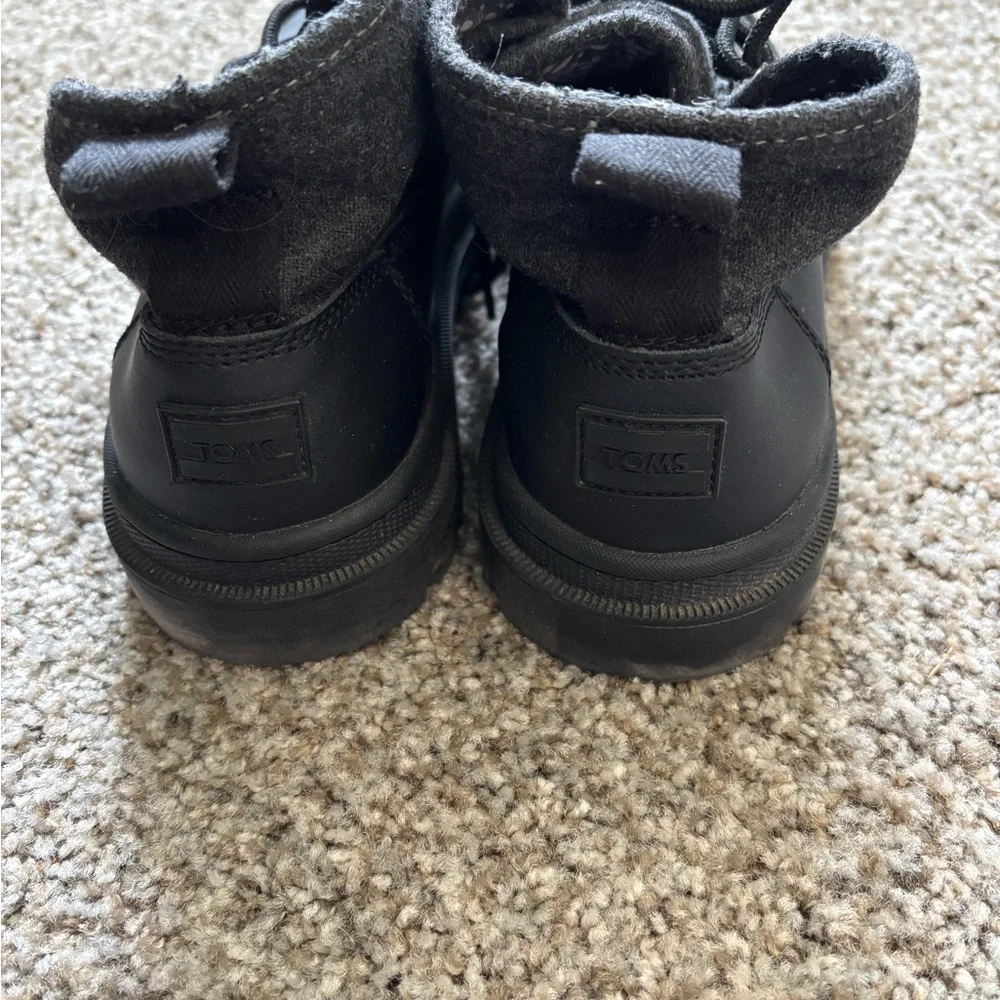 Men's Black and Gray Lace-Up Tom boots - Picture 4 of 6